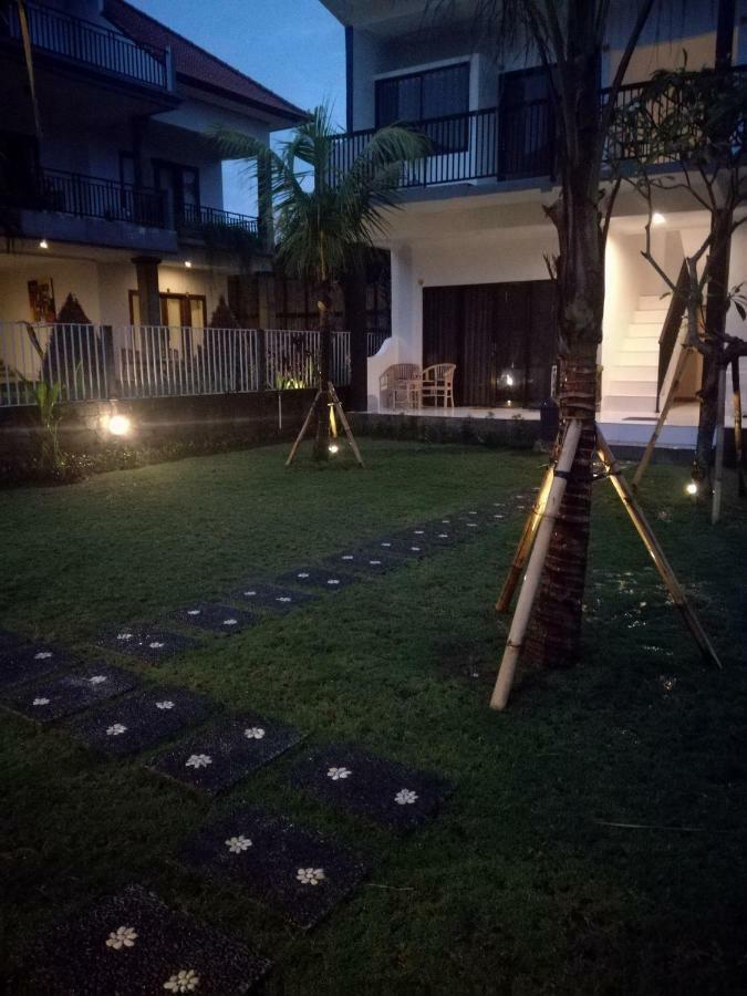 Hello Canggu Homestay Exterior photo